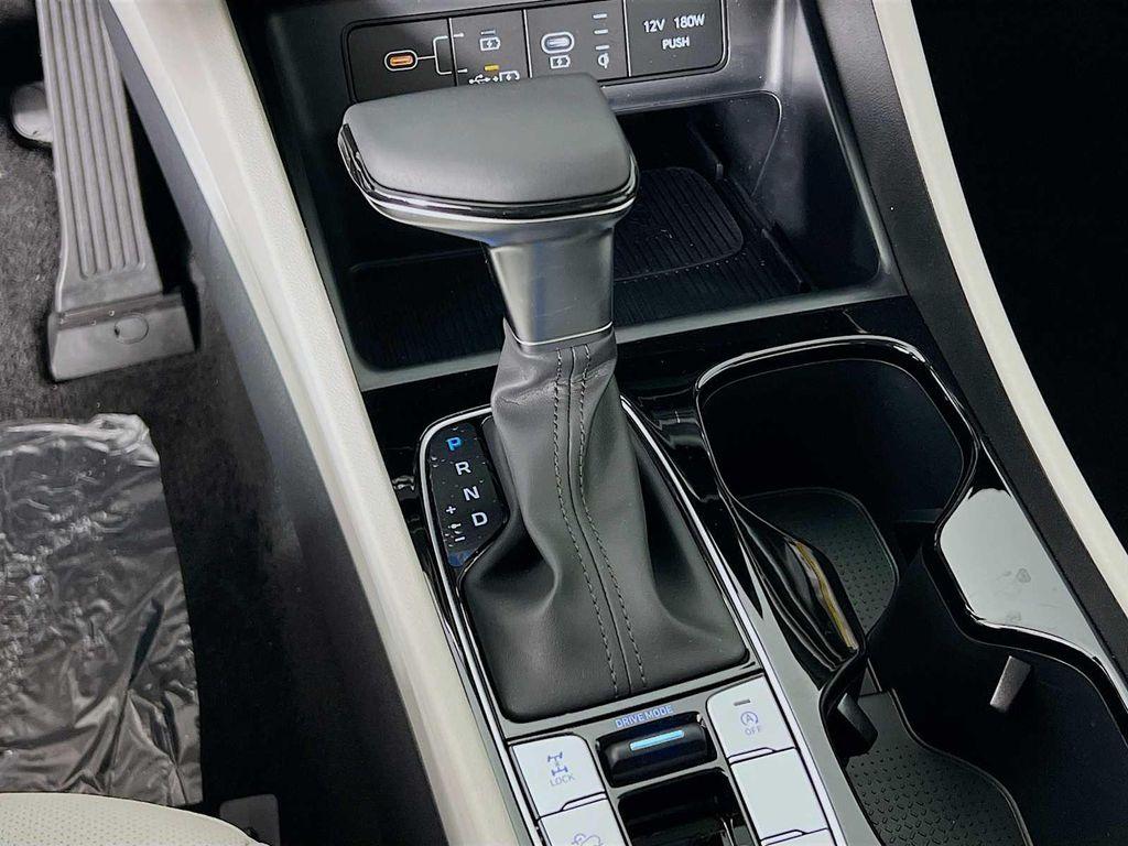 new 2025 Hyundai Tucson car, priced at $34,260