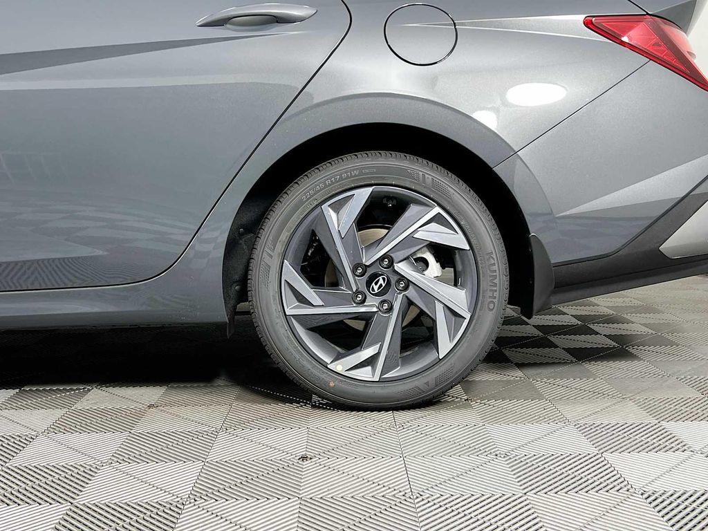 new 2025 Hyundai Elantra car, priced at $23,923