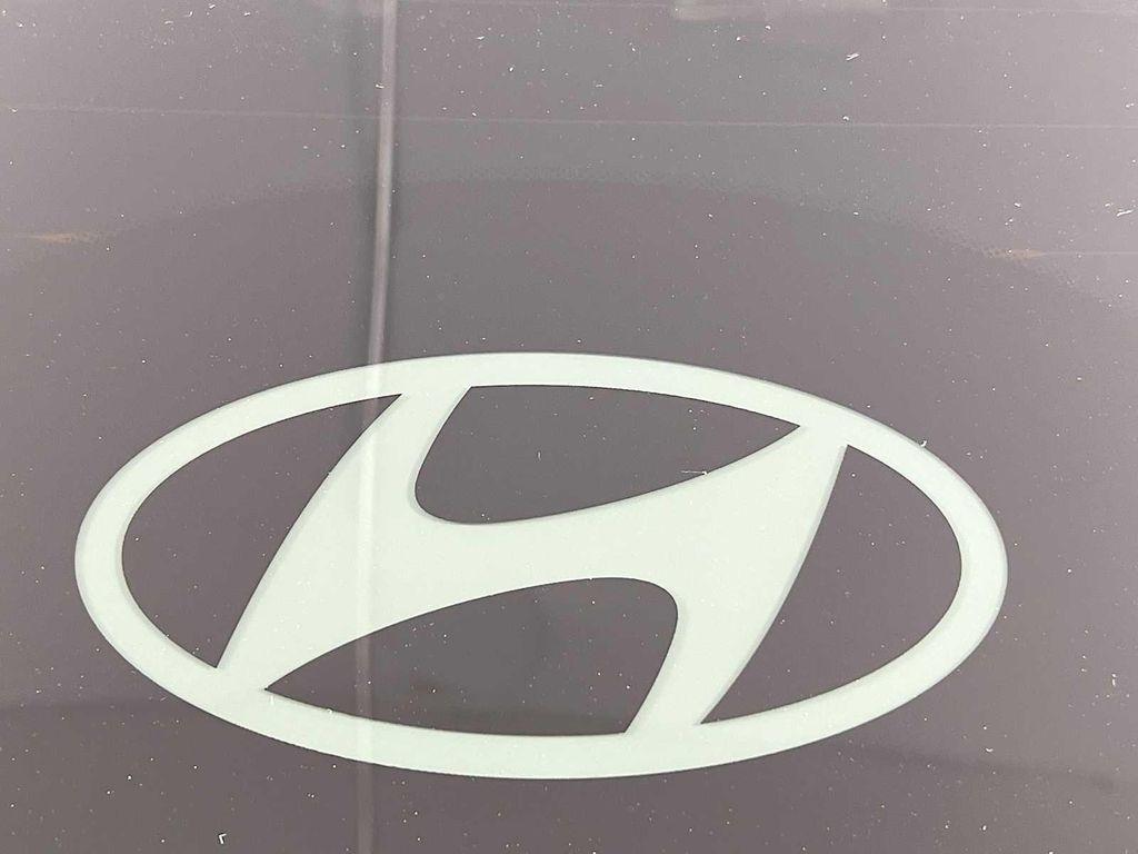 new 2025 Hyundai TUCSON Hybrid car, priced at $43,570