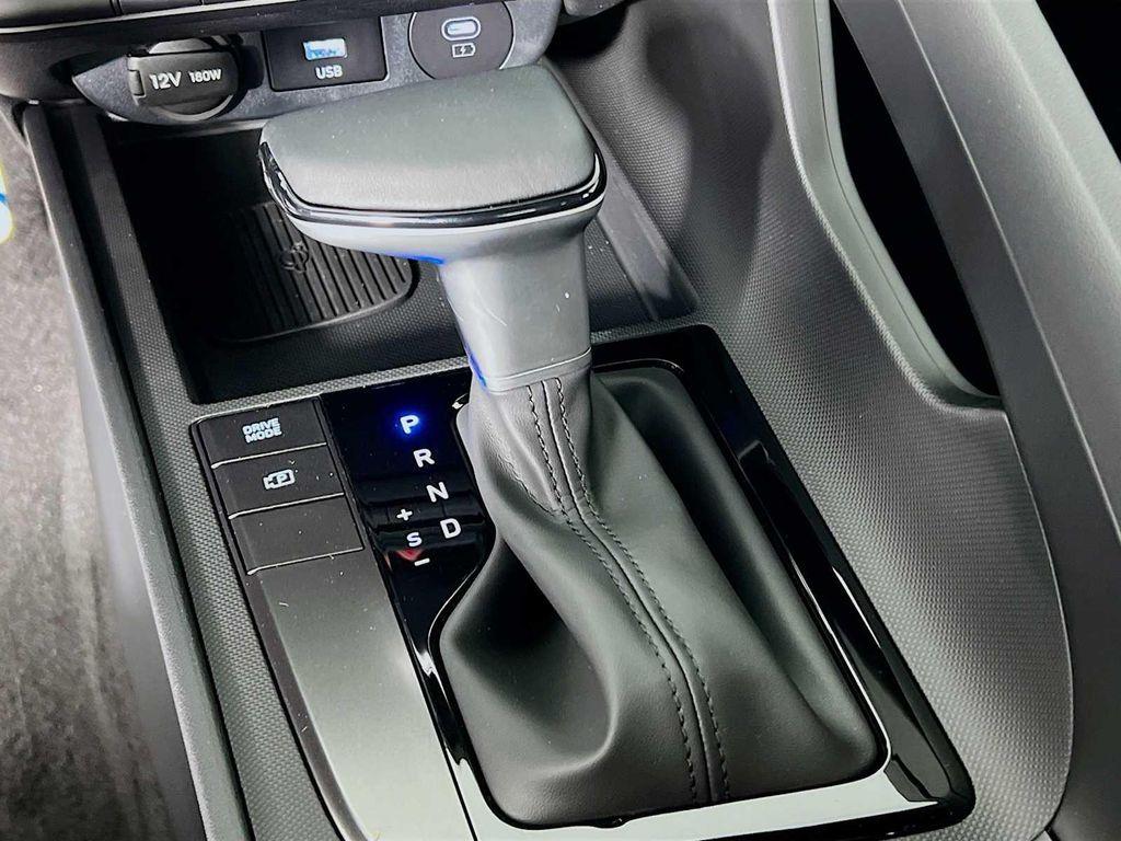 new 2025 Hyundai Elantra car, priced at $23,423