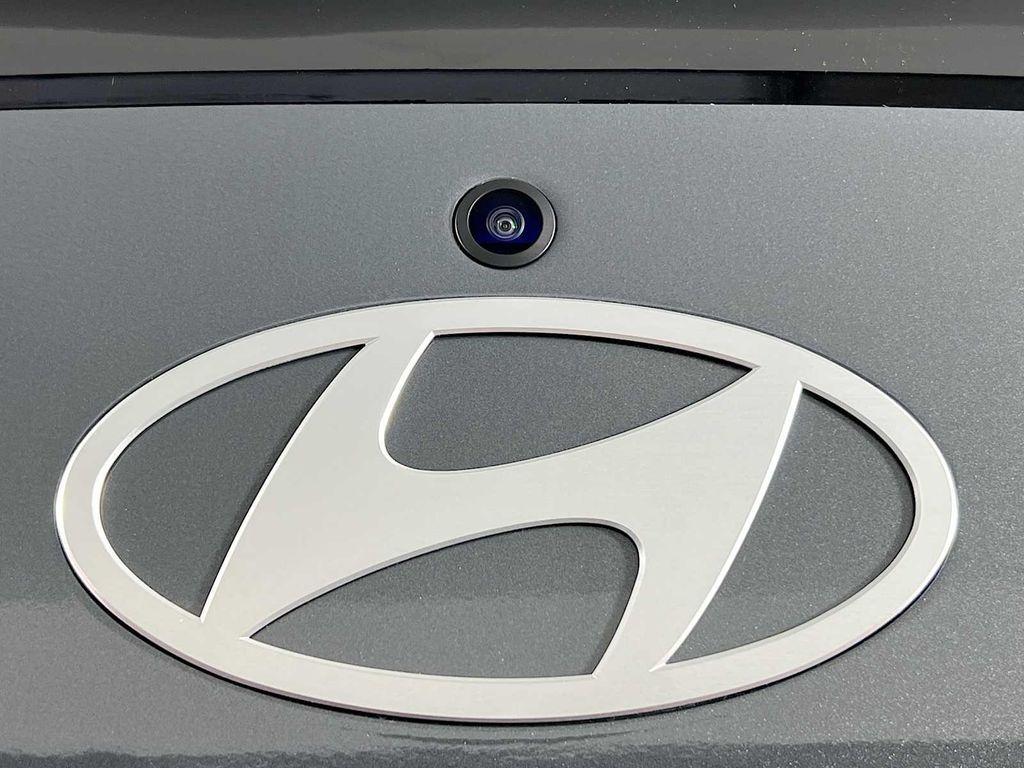new 2025 Hyundai Elantra car, priced at $23,423