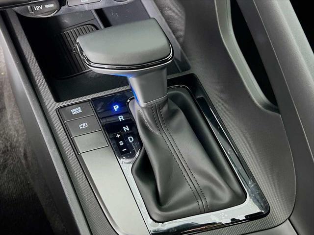 new 2025 Hyundai Elantra car, priced at $23,947