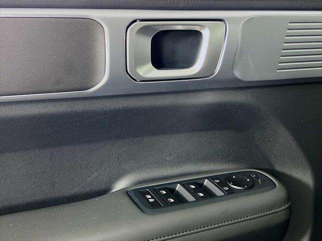 new 2025 Hyundai Santa Fe car, priced at $43,379