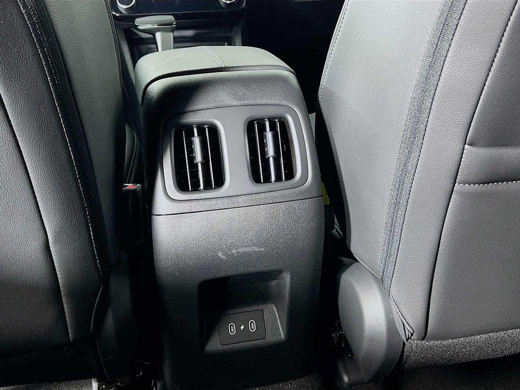 new 2025 Hyundai Tucson car, priced at $34,100