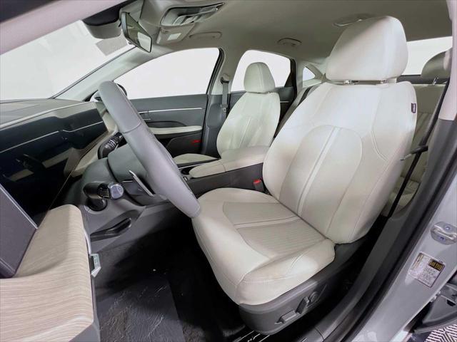 new 2025 Hyundai Sonata Hybrid car, priced at $31,851