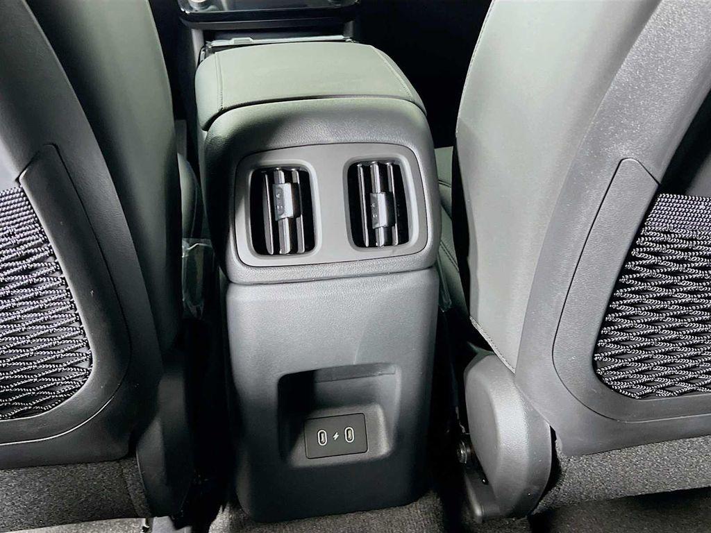 new 2025 Hyundai TUCSON Hybrid car, priced at $38,725