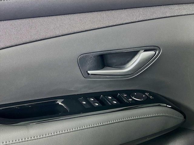 new 2025 Hyundai Tucson car, priced at $40,099