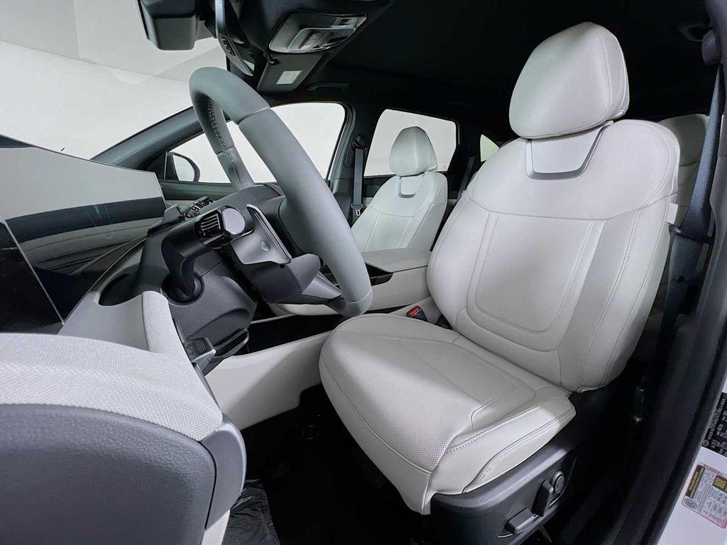 new 2025 Hyundai Tucson car, priced at $40,260