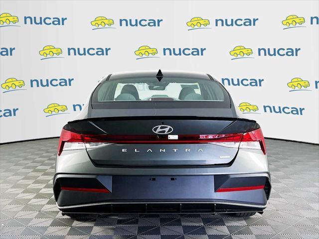 new 2025 Hyundai Elantra car, priced at $28,602