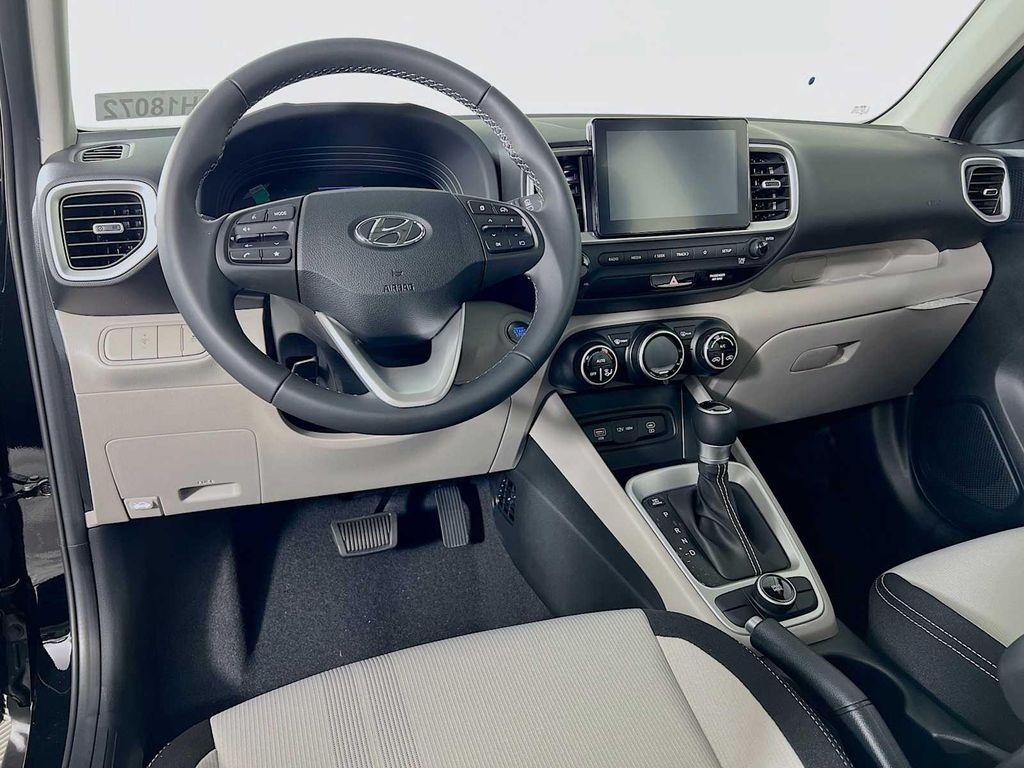 new 2025 Hyundai Venue car, priced at $22,589