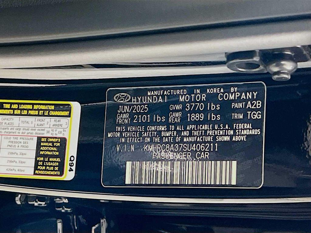 new 2025 Hyundai Venue car, priced at $22,589