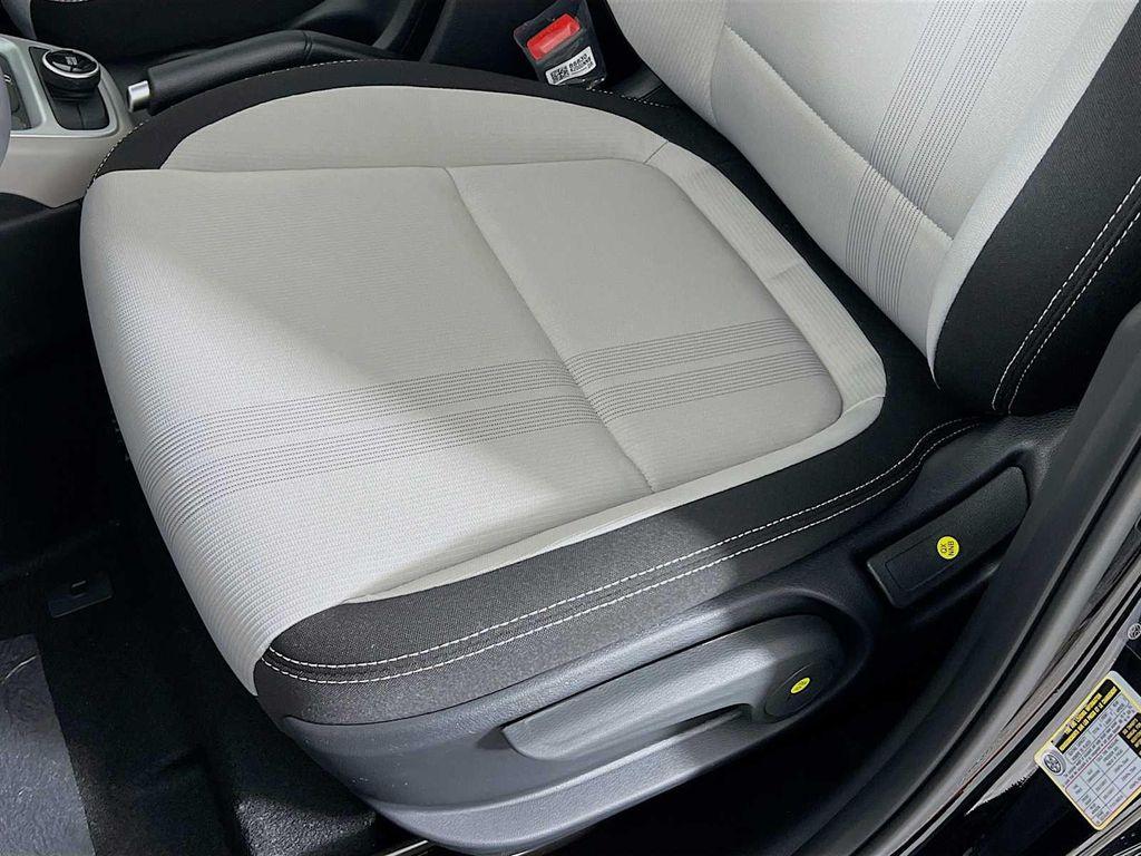 new 2025 Hyundai Venue car, priced at $22,589