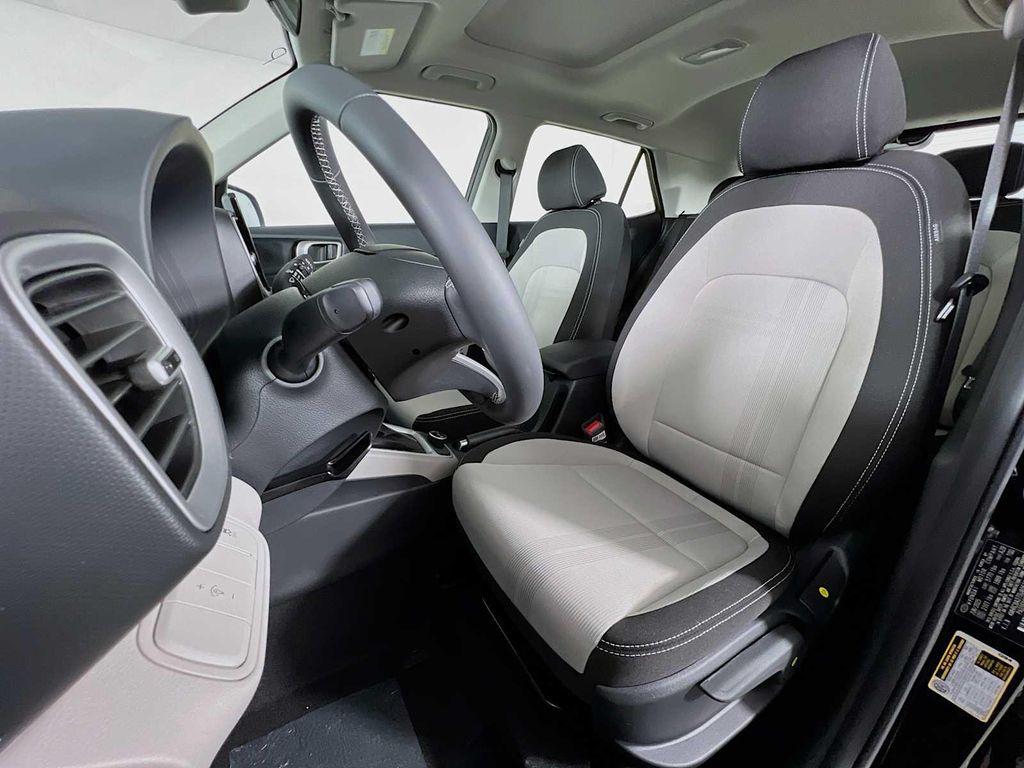 new 2025 Hyundai Venue car, priced at $22,589