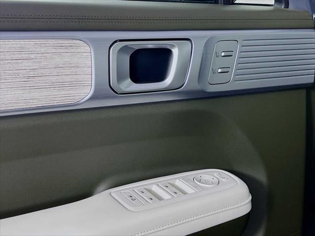 new 2025 Hyundai Santa Fe car, priced at $47,608