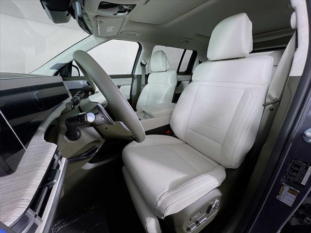 new 2025 Hyundai Santa Fe car, priced at $47,608