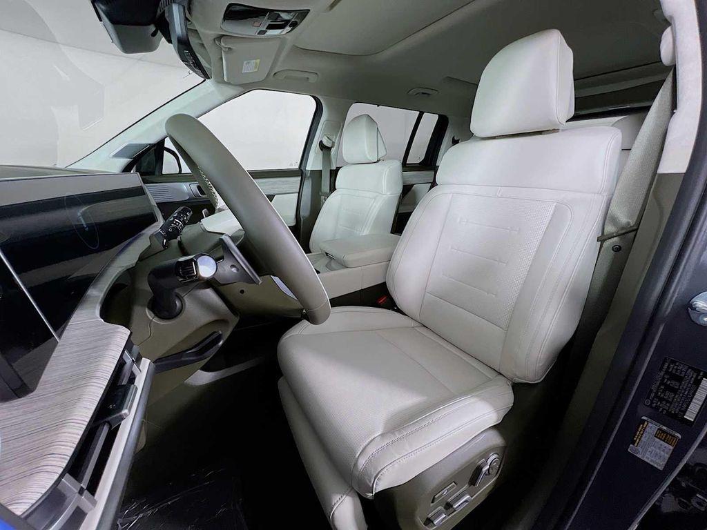 new 2025 Hyundai Santa Fe car, priced at $48,108