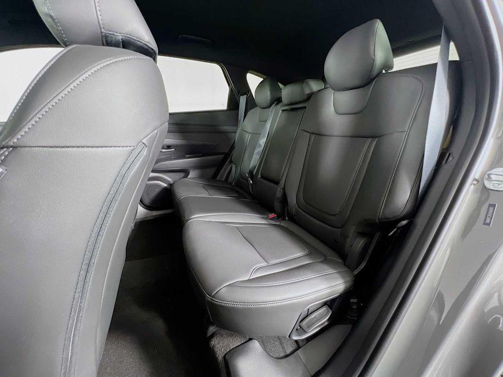 new 2025 Hyundai Tucson car, priced at $34,250
