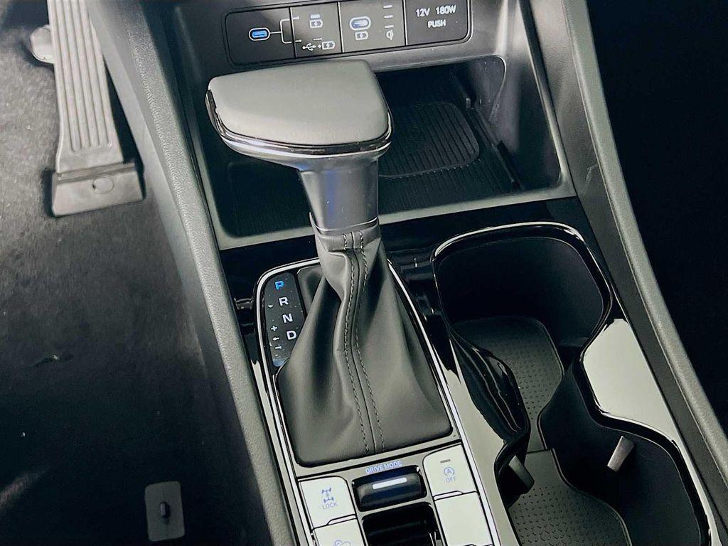 new 2025 Hyundai Tucson car, priced at $34,250