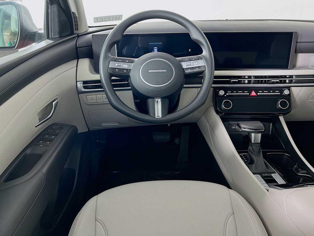new 2025 Hyundai Tucson car, priced at $31,770