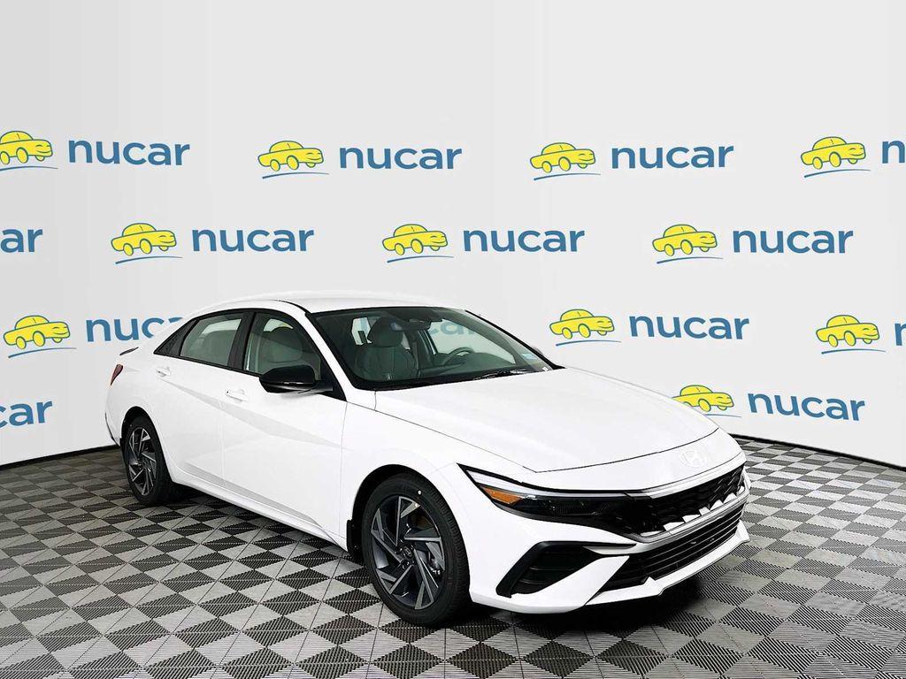 new 2025 Hyundai Elantra car, priced at $23,652