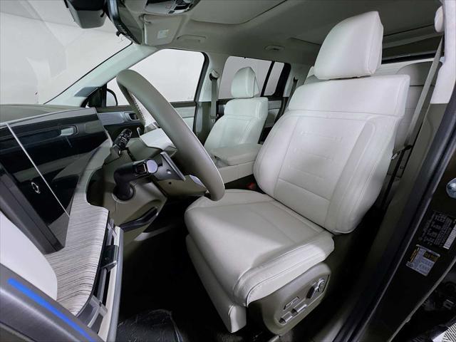 new 2025 Hyundai Santa Fe car, priced at $47,575