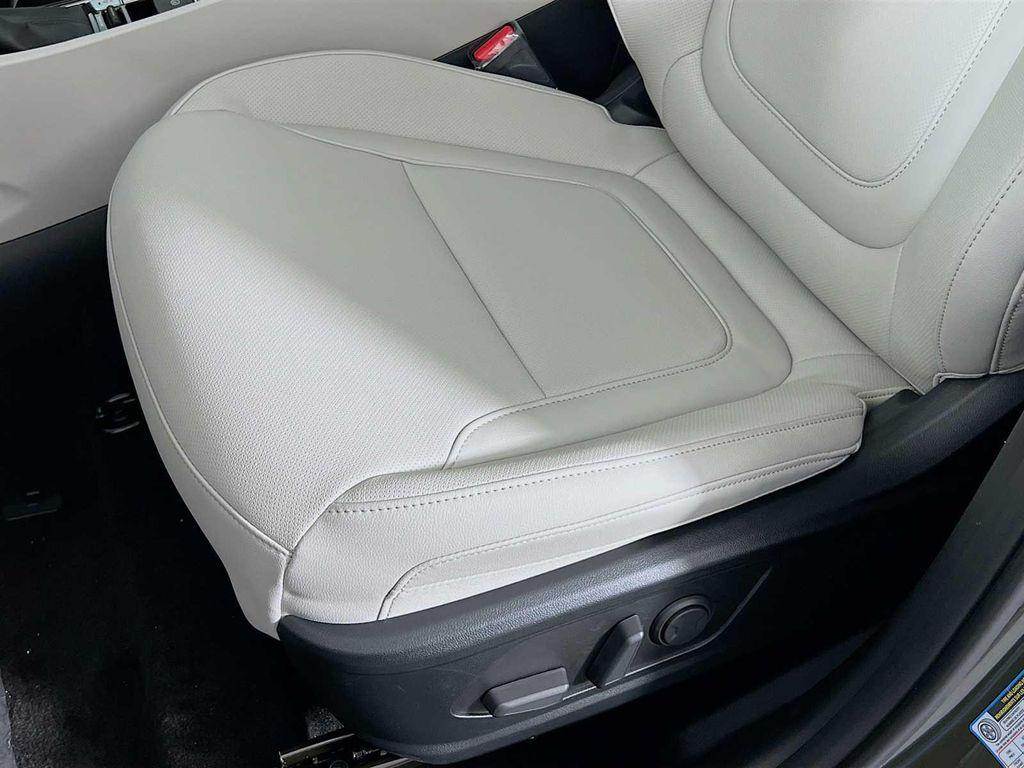 new 2025 Hyundai Tucson car, priced at $34,270