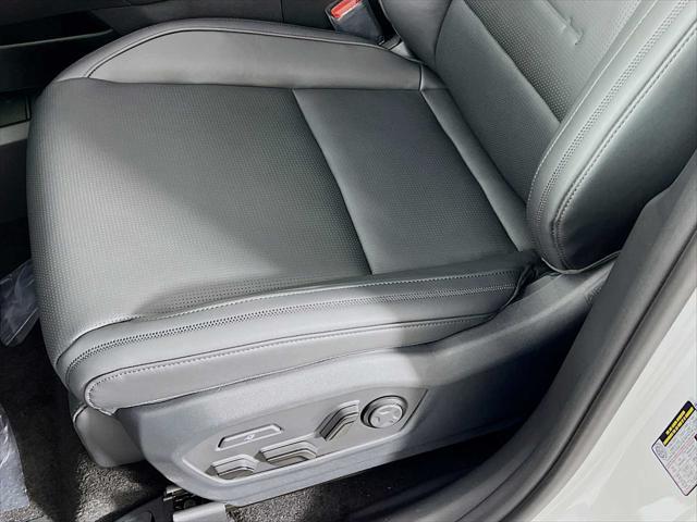 new 2025 Hyundai Santa Fe car, priced at $48,015