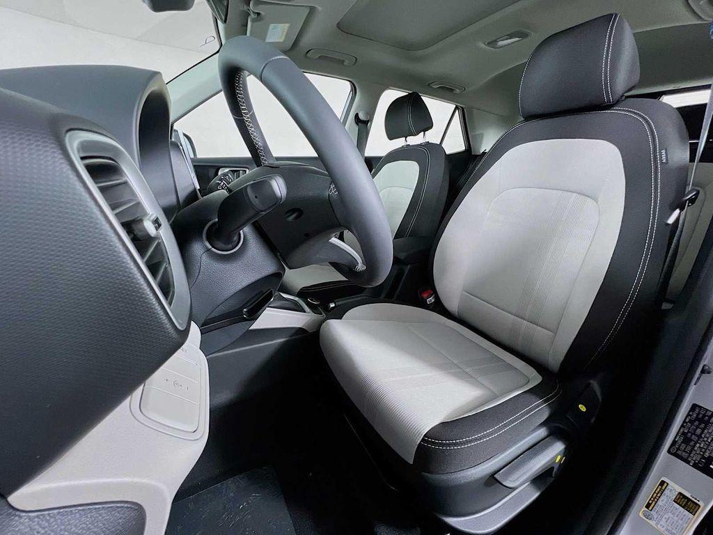 new 2025 Hyundai Venue car, priced at $21,347