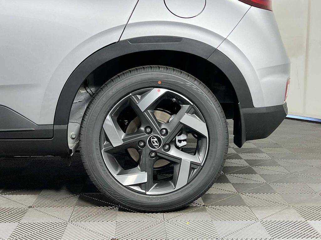 new 2025 Hyundai Venue car, priced at $21,347
