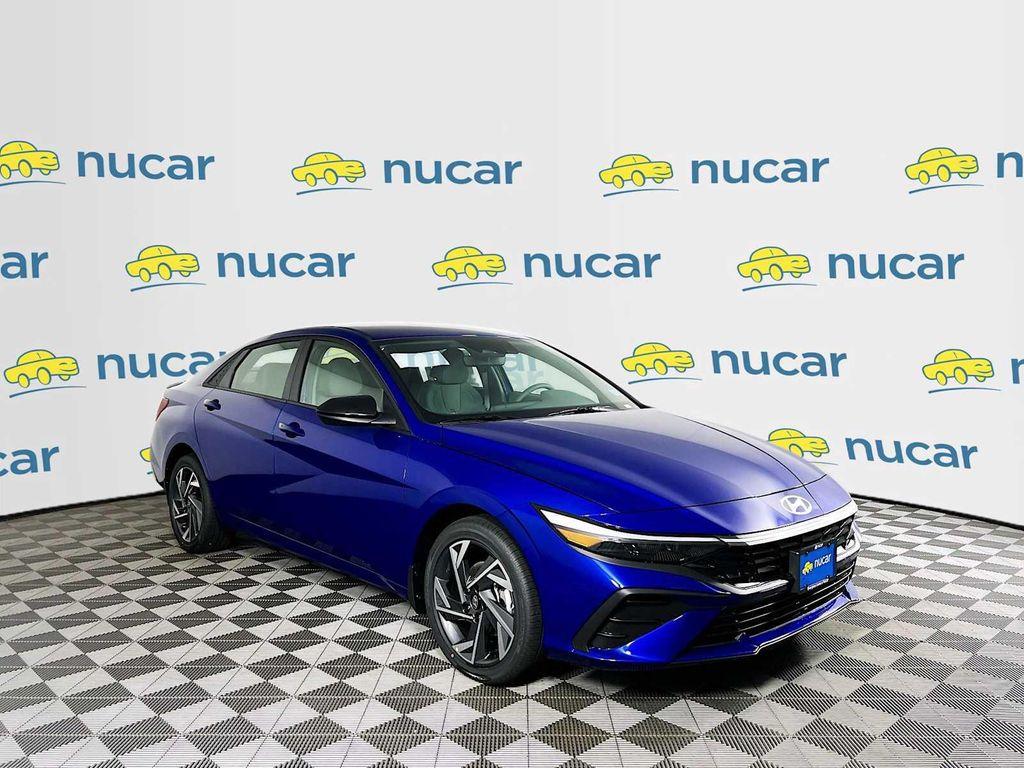 new 2025 Hyundai Elantra car, priced at $27,252