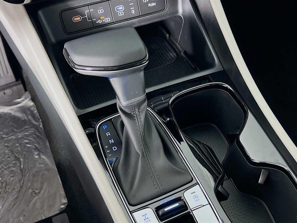 new 2025 Hyundai Tucson car, priced at $33,760