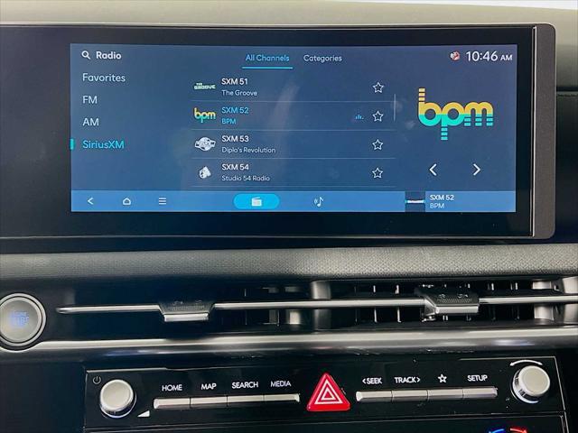 new 2025 Hyundai TUCSON Hybrid car, priced at $36,429