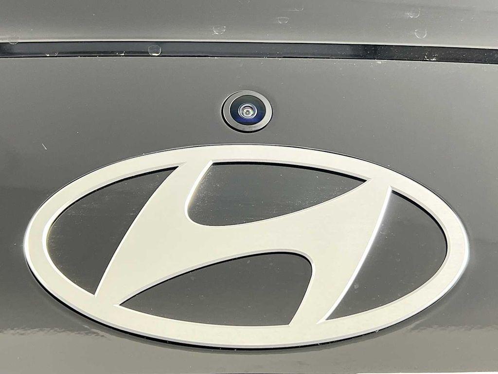 new 2025 Hyundai Elantra car, priced at $28,847