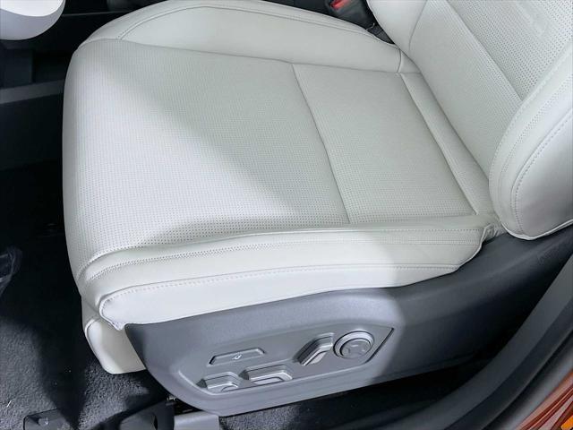 new 2025 Hyundai SANTA FE HEV car, priced at $49,113