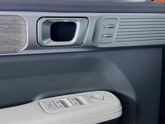 new 2025 Hyundai SANTA FE HEV car, priced at $52,150