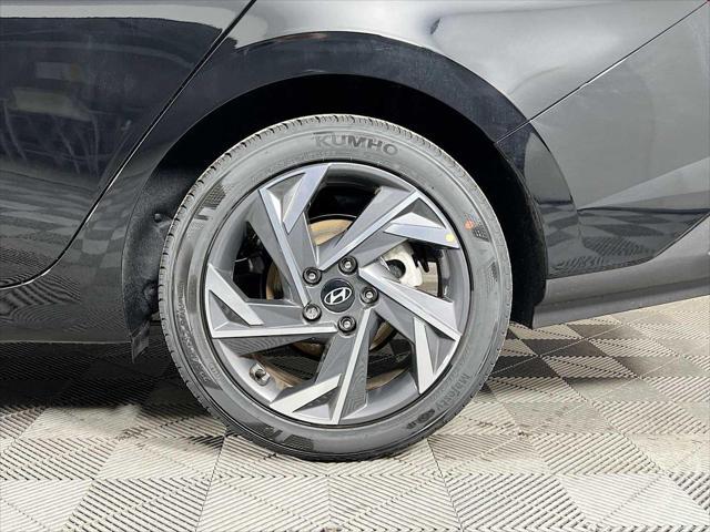new 2025 Hyundai Elantra car, priced at $23,779