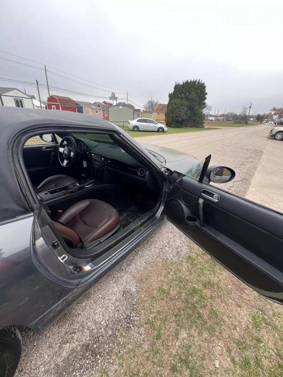 used 2007 Mazda MX-5 Miata car, priced at $6,990