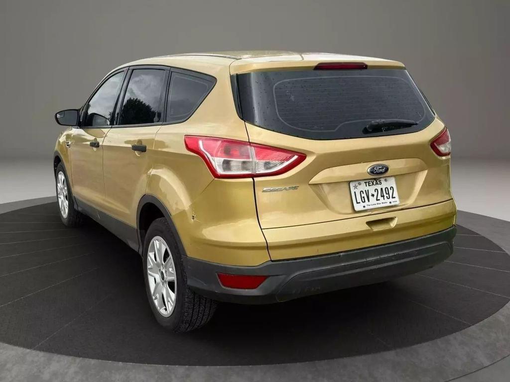 used 2015 Ford Escape car, priced at $5,488