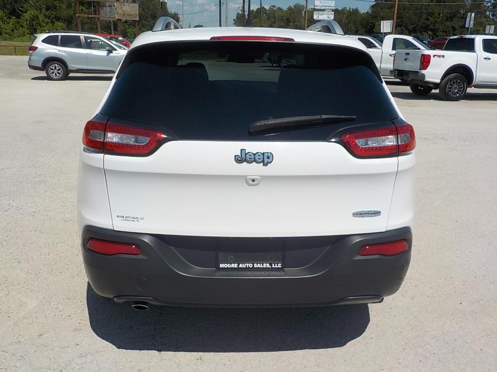 used 2018 Jeep Cherokee car, priced at $11,995