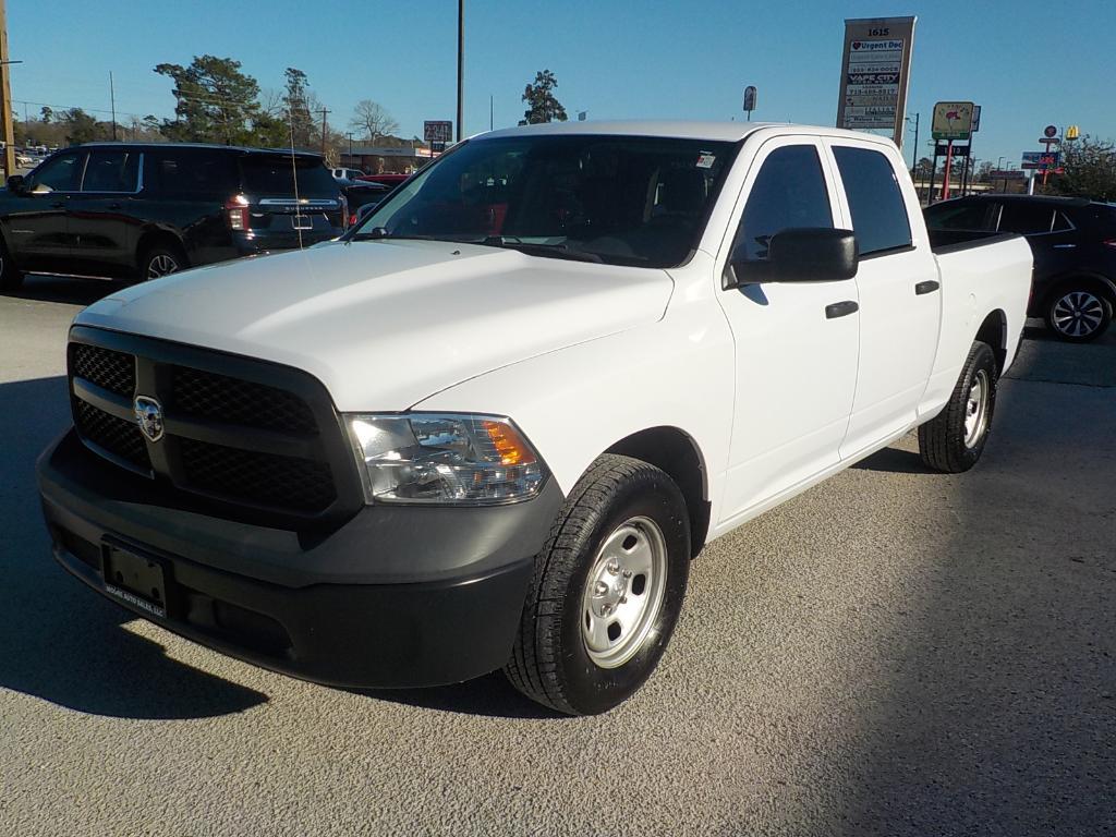 used 2019 Ram 1500 Classic car, priced at $24,995