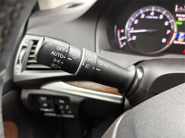 used 2020 Acura MDX car, priced at $30,314