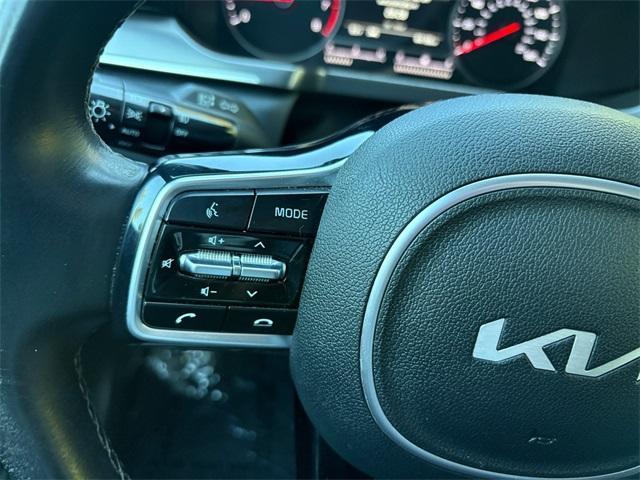 used 2022 Kia Sorento car, priced at $28,491