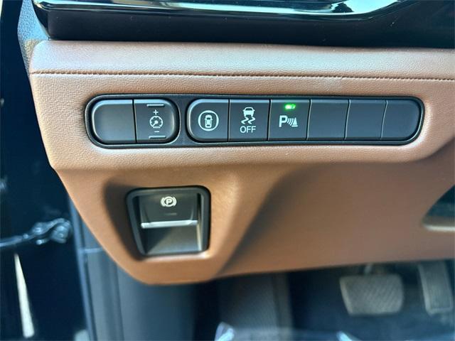 used 2023 Acura MDX car, priced at $44,518