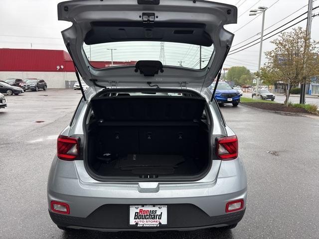 used 2022 Hyundai Venue car, priced at $17,749