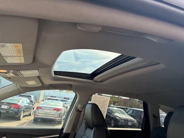 used 2020 Acura MDX car, priced at $27,990