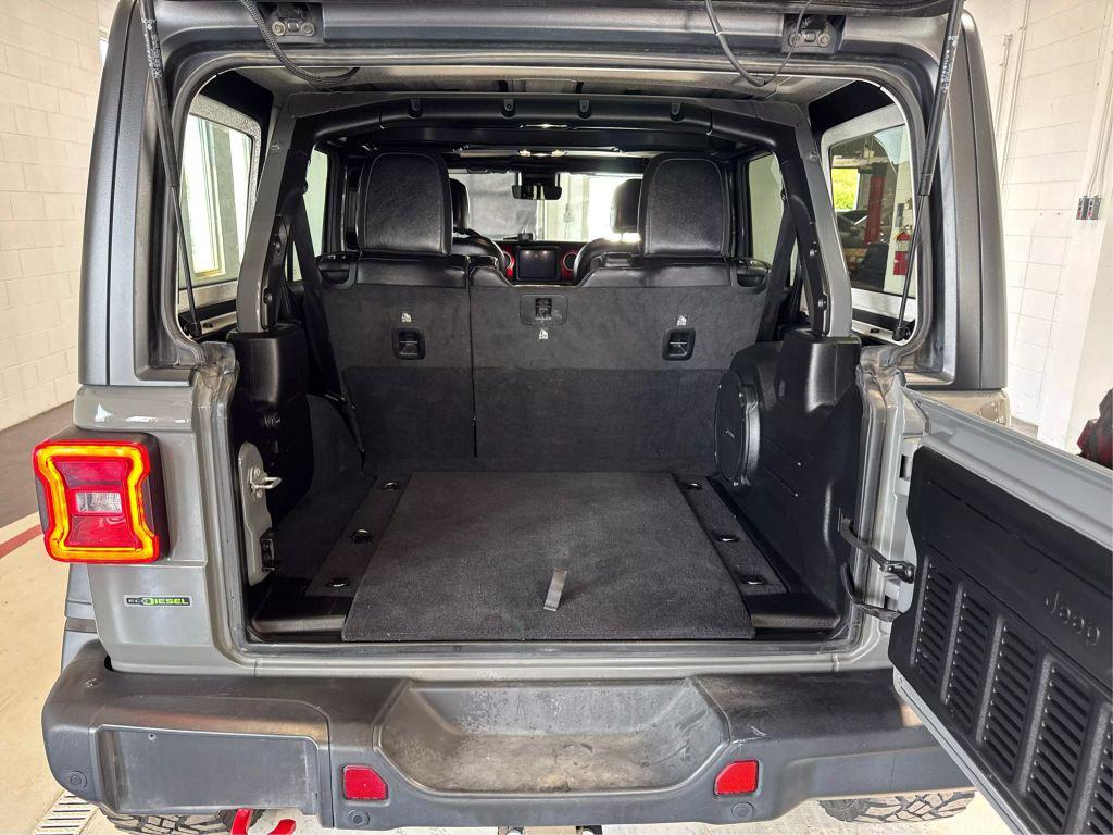 used 2020 Jeep Wrangler Unlimited car, priced at $31,995