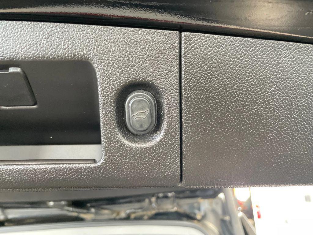 used 2019 GMC Yukon XL car, priced at $25,995