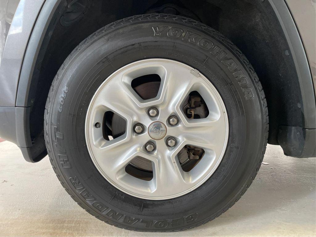 used 2014 Jeep Grand Cherokee car, priced at $8,995