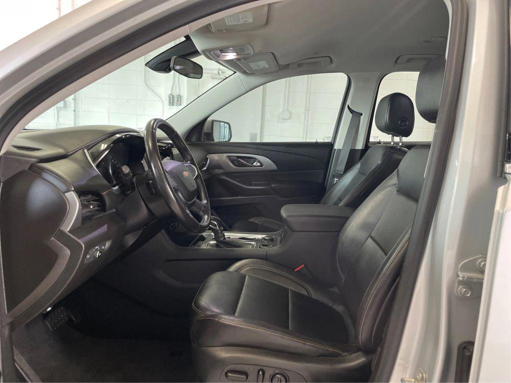 used 2021 Chevrolet Traverse car, priced at $17,995