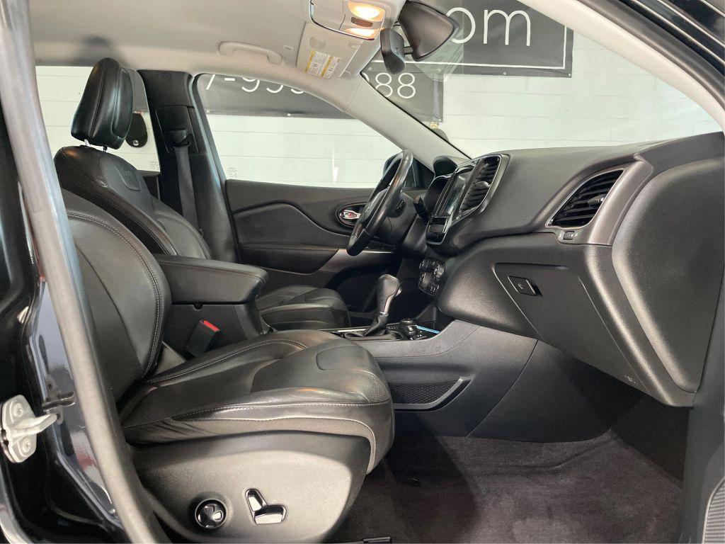 used 2019 Jeep Cherokee car, priced at $15,990